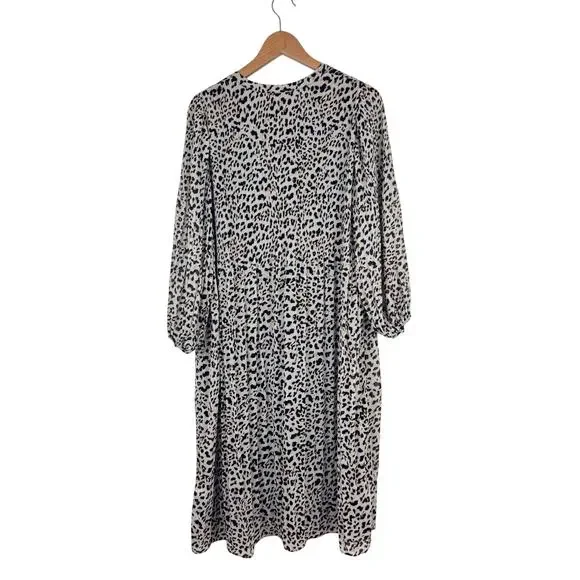 Banana Republic Pleated Midi Dress in Cheetah Print - Picture 6 of 6